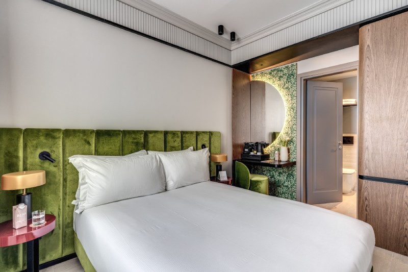 Standard room in a boutique hotel in the center of Rome with double bed and modern furnishings – Hotel Santa Maria Maggiore, BZAR hotels in Rome
