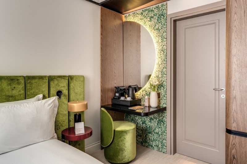 Standard room with double bed and private bathroom in a boutique hotel in the center of Rome – Hotel Santa Maria Maggiore, BZAR hotels in Rome
